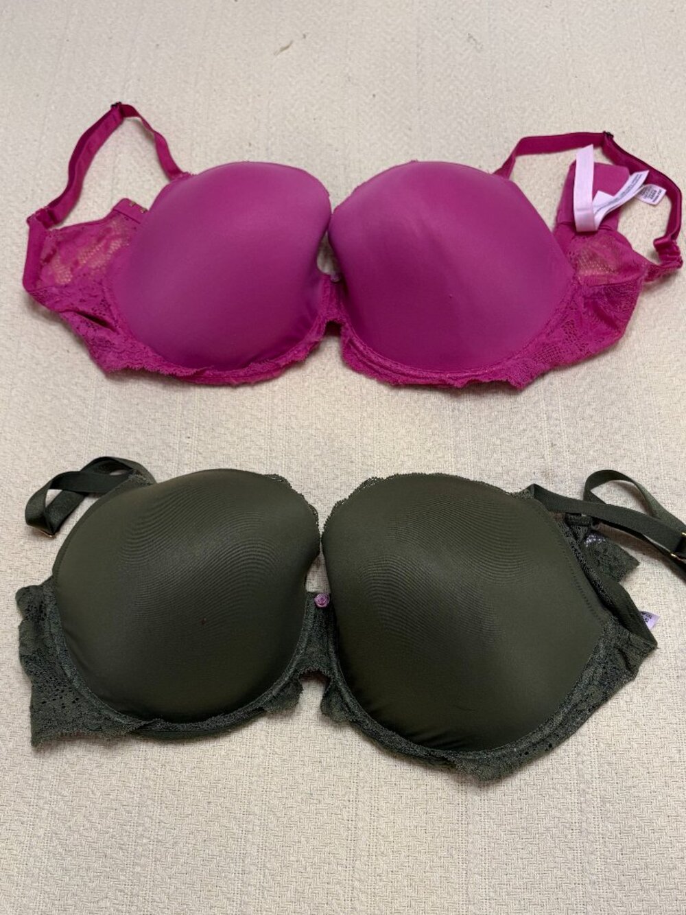 Pair Of 2 Victoria's Secret Dream Angel Bra's 36DDD